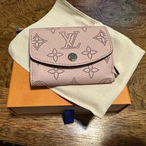 Iris Xs Louis Vuitton Wallet